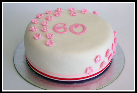60th Birthday Cakes on Lyn   S 60th Birthday Cakes